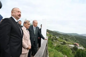 azerbaijani-turkish-pakistani-leaders-visit-promenade-in-lachin-city-caspianpostcom-8f21a19