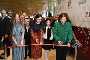 rabat-carpet-art-immersive-exhibition-opens-at-azerbaijan-national-carpet-museum-5482d2b