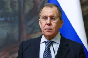 russian-fm-lavrov-arrives-in-armenia-6c6a990
