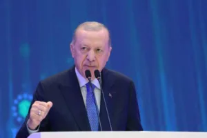 tuumlrkiyes-erdogan-marks-572nd-anniversary-of-istanbuls-conquest-2e9e783