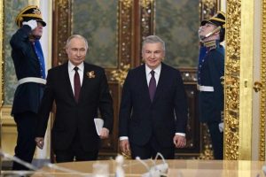 uzbek-russian-leaders-discuss-current-bilateral-agenda-5573e88