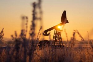 azerbaijani-oil-price-climbs-to-almost-72-per-barrel-69488ac