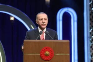 erdogan-hails-russia-ukraine-talks-in-istanbul-as-lsquohistoric-step-toward-peace-c10e68d