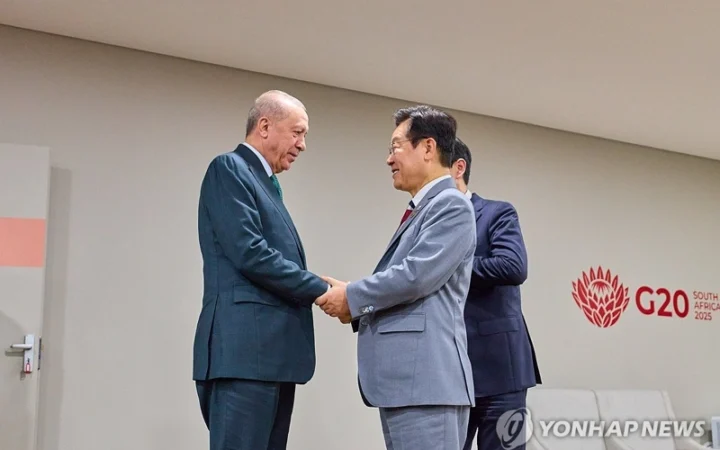 65716ac1b3bc870a092d2a12fd30e44c