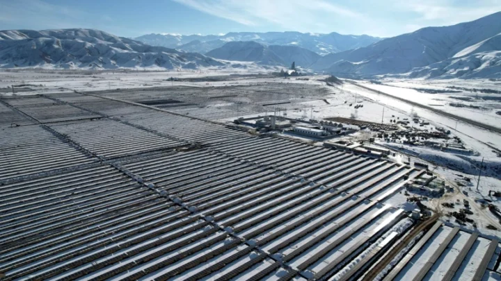 08589893ec6047f49180c22aee725a46