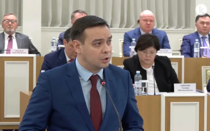 02332c2a8a35c86b3247900c804c46f8