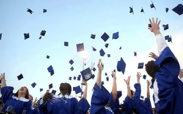 243a47c6eadfa0b15b4703c228a5e258