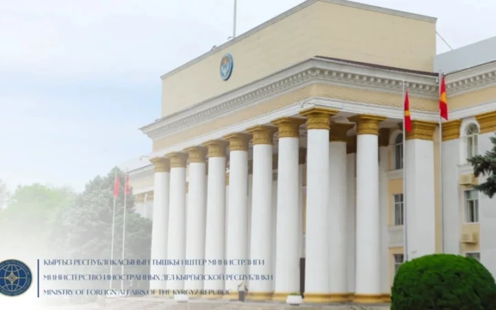 452c7663ec3cf46f3bd3f44b17c76b35