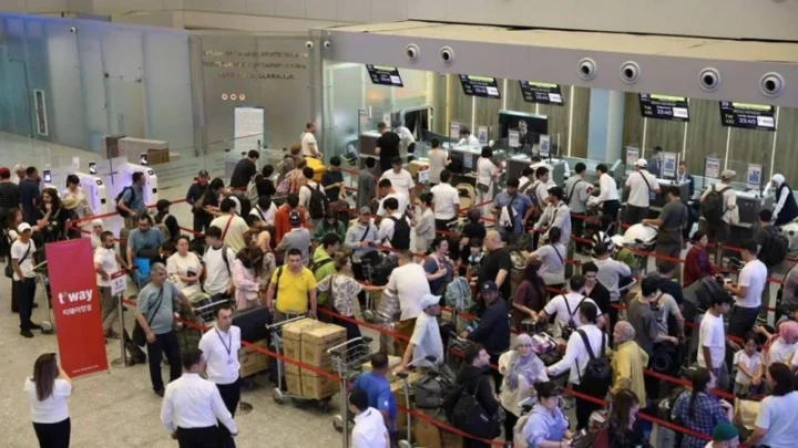 6c77825c1cccd27bbd4e413438d47144