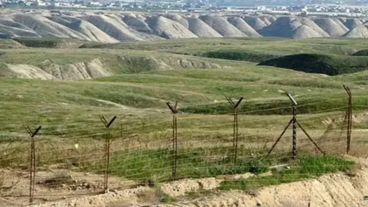 db831bc6cda8e40d35051c3f9c16700b