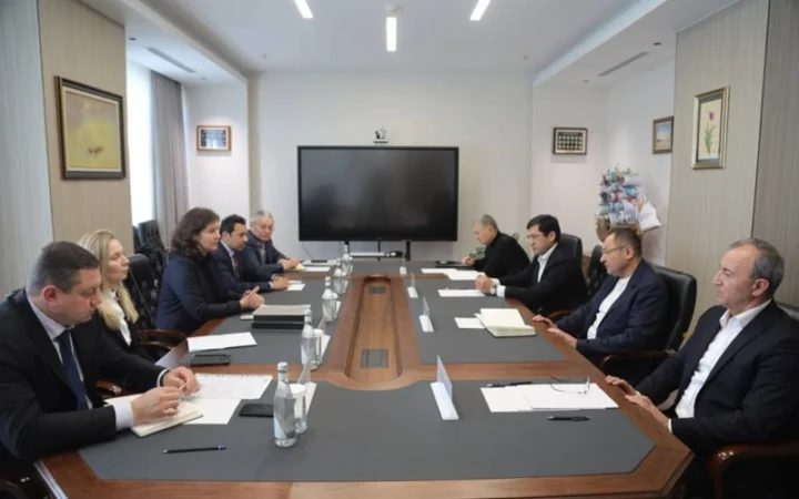 e6b27e4ac8d8001d1bcab62d355dcf33