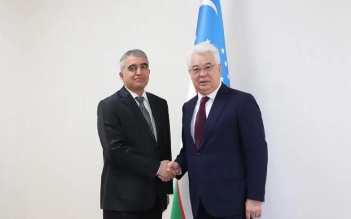 2f351cc5ee2eb1f60a714879c3503ece