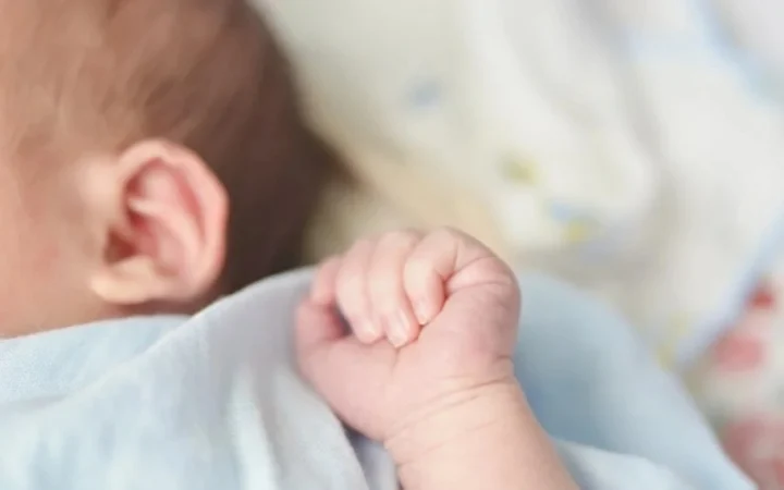 9f7d2617bffe41f7f22517c1a1142dd4