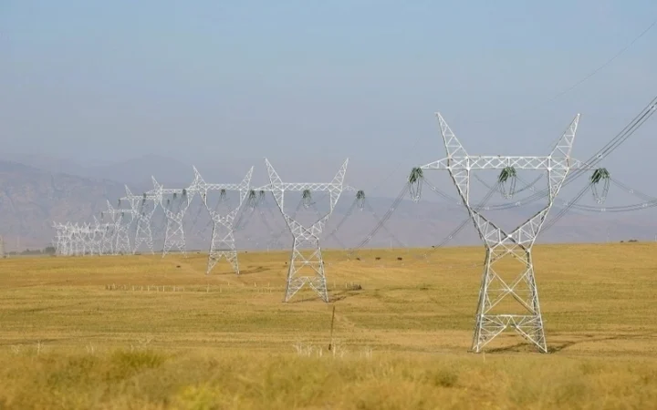 88f22d8fd3963363f95dbce4e1f58fe4