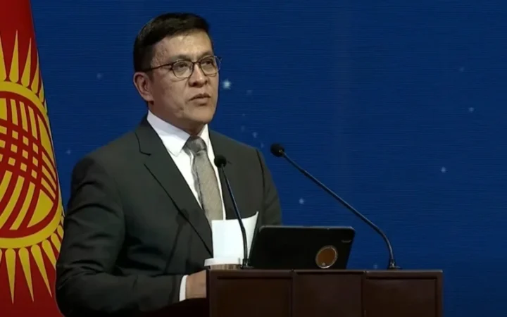 d2aa16c7a4cfee5928924557cd3b7b8c