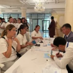Выборы в Курултай: в Баку казахстанцы активно голосуют за новый парламент