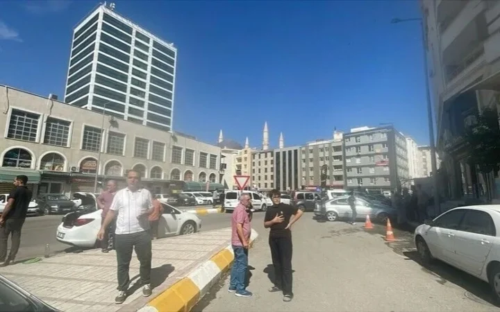 f03d3adbe7a72baf18631dde7dde96fe